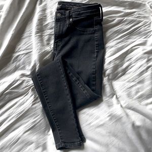 Black Skinny Jeans